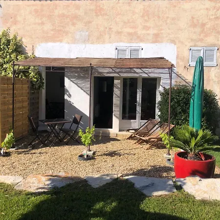 Douceur Du Sud, Entre Et Campagne *