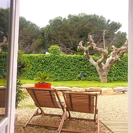- Douceur Du Sud, Entre Et Campagne B&B 히에레