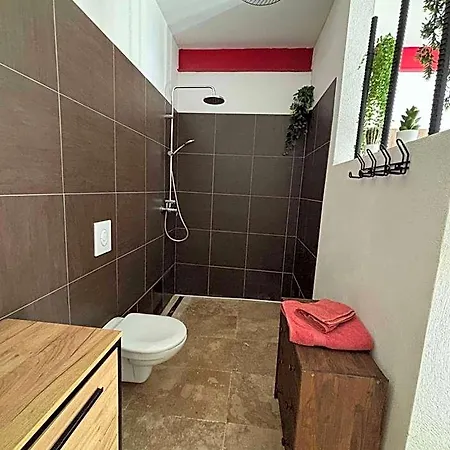 B&B - Douceur Du Sud, Entre Et Campagne 3*
