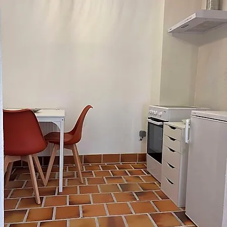 - Douceur Du Sud, Entre Et Campagne B&B